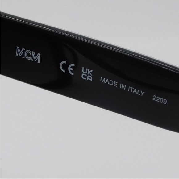 ♡BNWT RRP $350+ AUTHENTIC MCM™ Black/Cognac Womens Sunglasses w/ Leather Case♡ - Picture 7 of 8